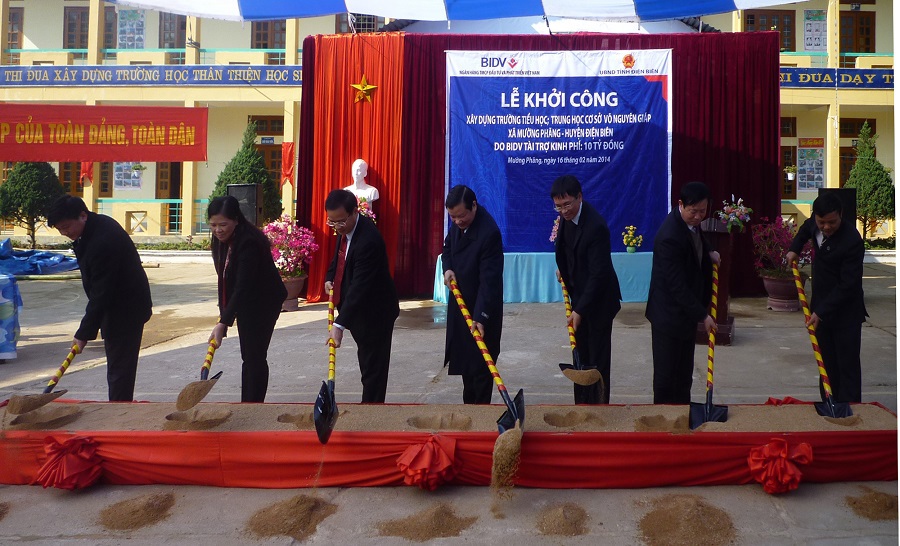 BIDV phối hợp với địa phương thực hiện Lễ khởi công xây dựng và nâng cấp Trường Tiểu học và Trung học cơ sở mang tên Đại tướng Võ Nguyên Giáp. Nguồn: bidv.com.vn