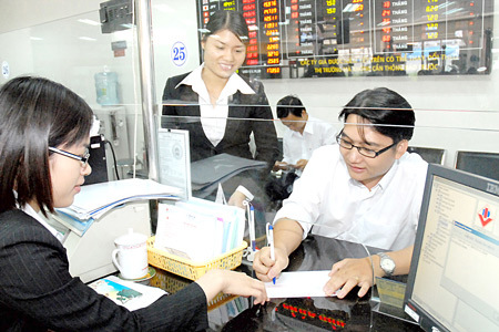 Hệ thống ngân hàng thương mai đã góp phần quan trọng vào sự phát triển bền vững của doanh nghiệp Việt Nam. Nguồn: internet