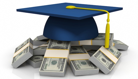 71% sinh viên Mỹ tốt nghiệp năm 2012 vẫn còn mắc nợ. Nguồn: internet