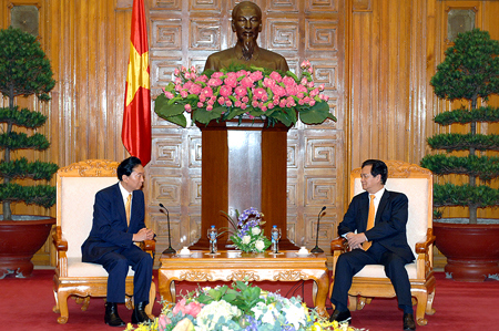Thủ tướng Nguyễn Tấn Dũng tiếp nguyên Thủ tướng Nhật Bản Hatoyama Yukio. Nguồn: chinhphu.vn