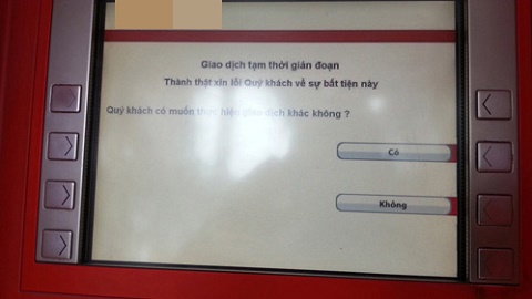 Ngân hàng để xảy ra tình trạng ATM hết tiền hoặc ngừng hoạt động quá 24 giờ mà không thông báo sẽ bị phạt nặng từ ngày 12/12. Nguồn: dantri.com.vn