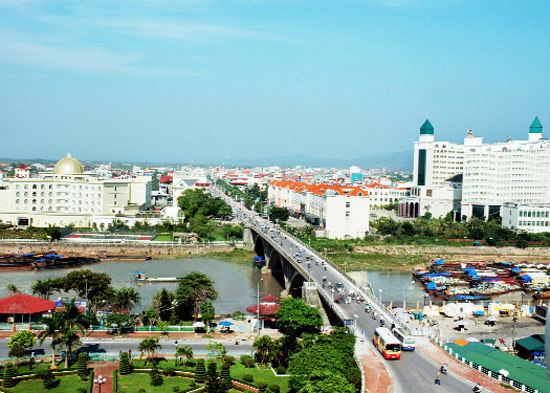 Ngân sách trung ương tập trung hỗ trợ các công trình lớn, trọng điểm, có tính lan tỏa, chủ yếu là các dự án hạ tầng có tính liên tỉnh, liên vùng. Nguồn: internet