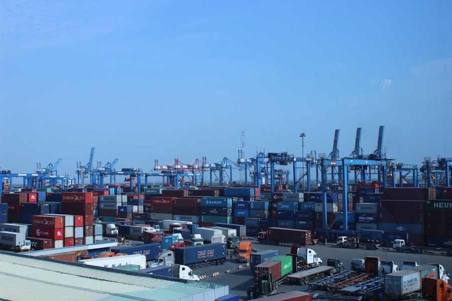Một số đơn vị khai thác cảng, hãng tàu, đại lý vận chuyển, công tác quản lý chưa chặt chẽ trong việc phát hành vận đơn, lệnh giao hàng. Nguồn: baohaiquan.vn 