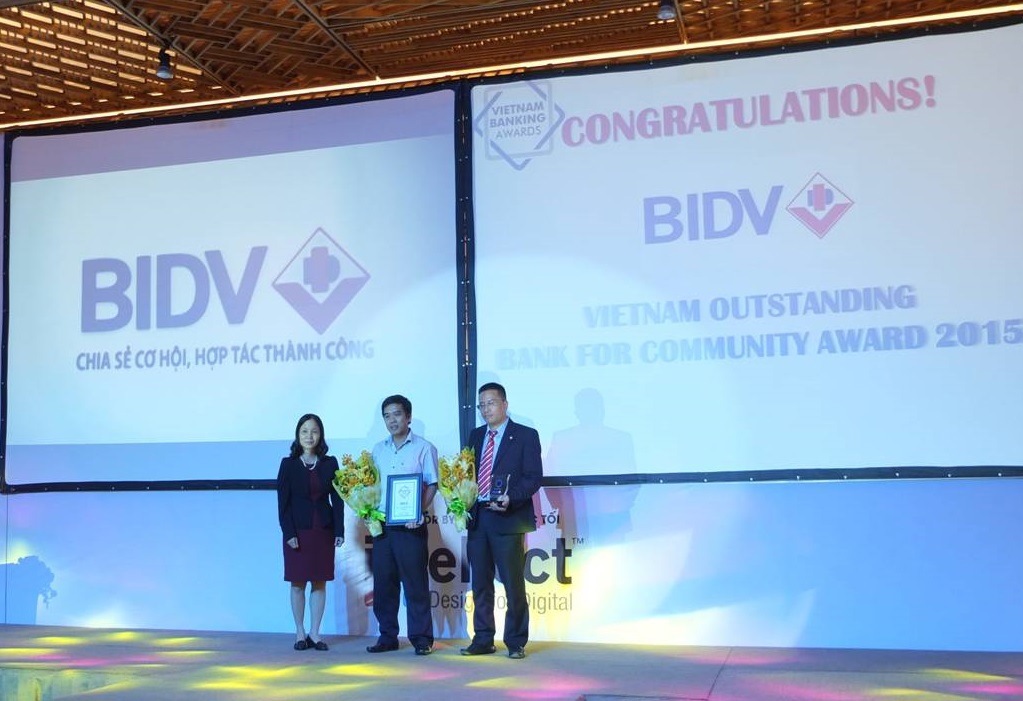 BIDV vinh dự trở thành ngân hàng duy nhất hai năm liên tiếp được trao giải thưởng Ngân hàng Điện tử Việt Nam tiêu biểu. Nguồn: bidv.com.vn
