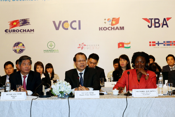 Phó Thủ tướng Vũ Văn Ninh phát biểu tại Diễn đàn doanh nghiệp Việt Nam thường niên 2015. Nguồn: VGP/Thành Chung