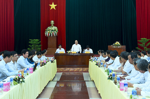 Thủ tướng Nguyễn Xuân Phúc làm việc với lãnh đạo chủ chốt Ninh Thuận về phát triển kinh tế - xã hội của tỉnh. Nguồn: chinhphu.vn