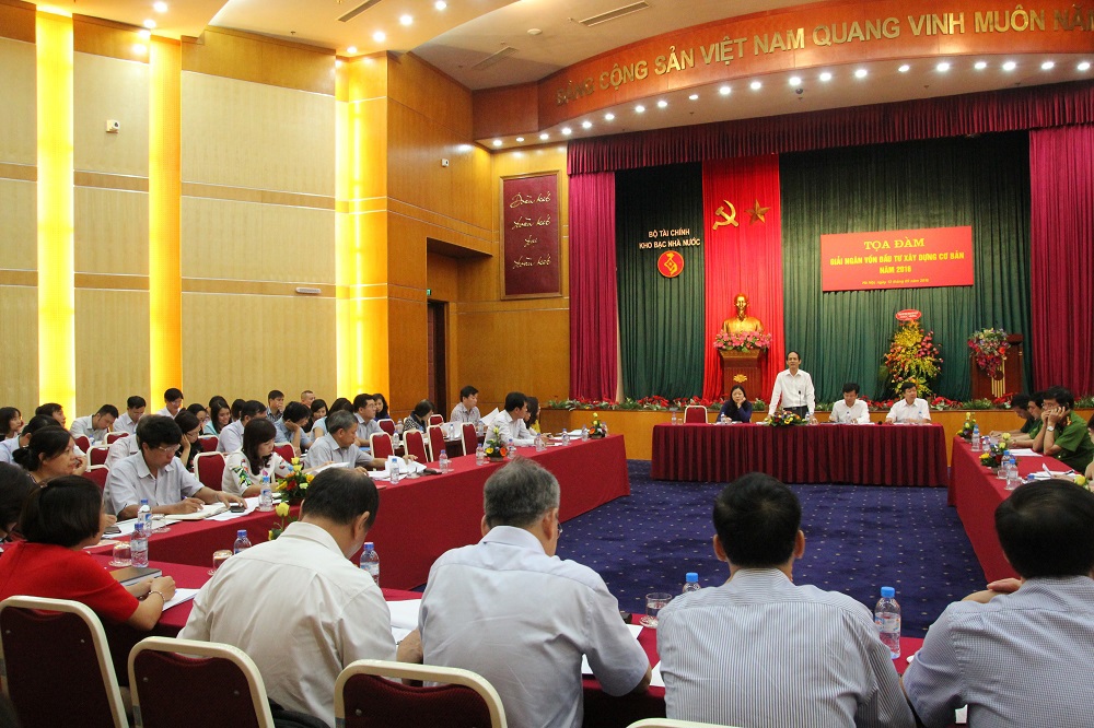 Ngày 12/9/2016, tại Hà Nội, KBNN đã tổ chức buổi Toạ đàm với các chủ đầu tư về tình hình giải ngân vốn đầu tư XDCB năm 2016. Nguồn: FinancePlus.vn 
