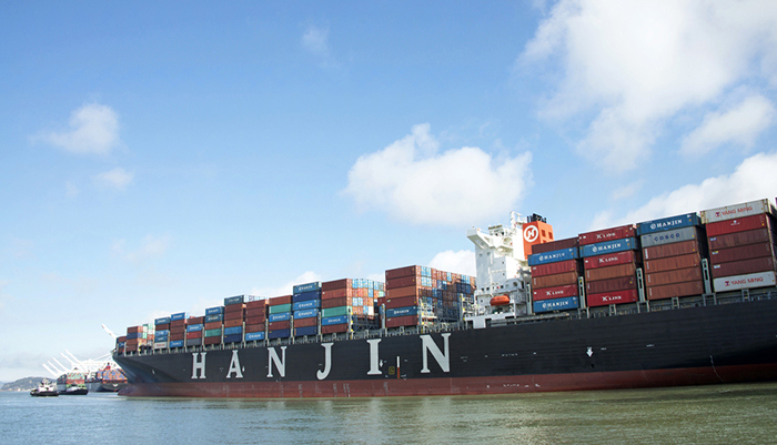 Phó Thủ tướng Trịnh Đình Dũng giao Bộ Công Thương chủ trì, phối hợp với Bộ Giao thông vận tải và các cơ quan liên quan nắm chắc thông tin việc Hãng tàu Hanjin Shipping Global xin phá sản. Nguồn: internet