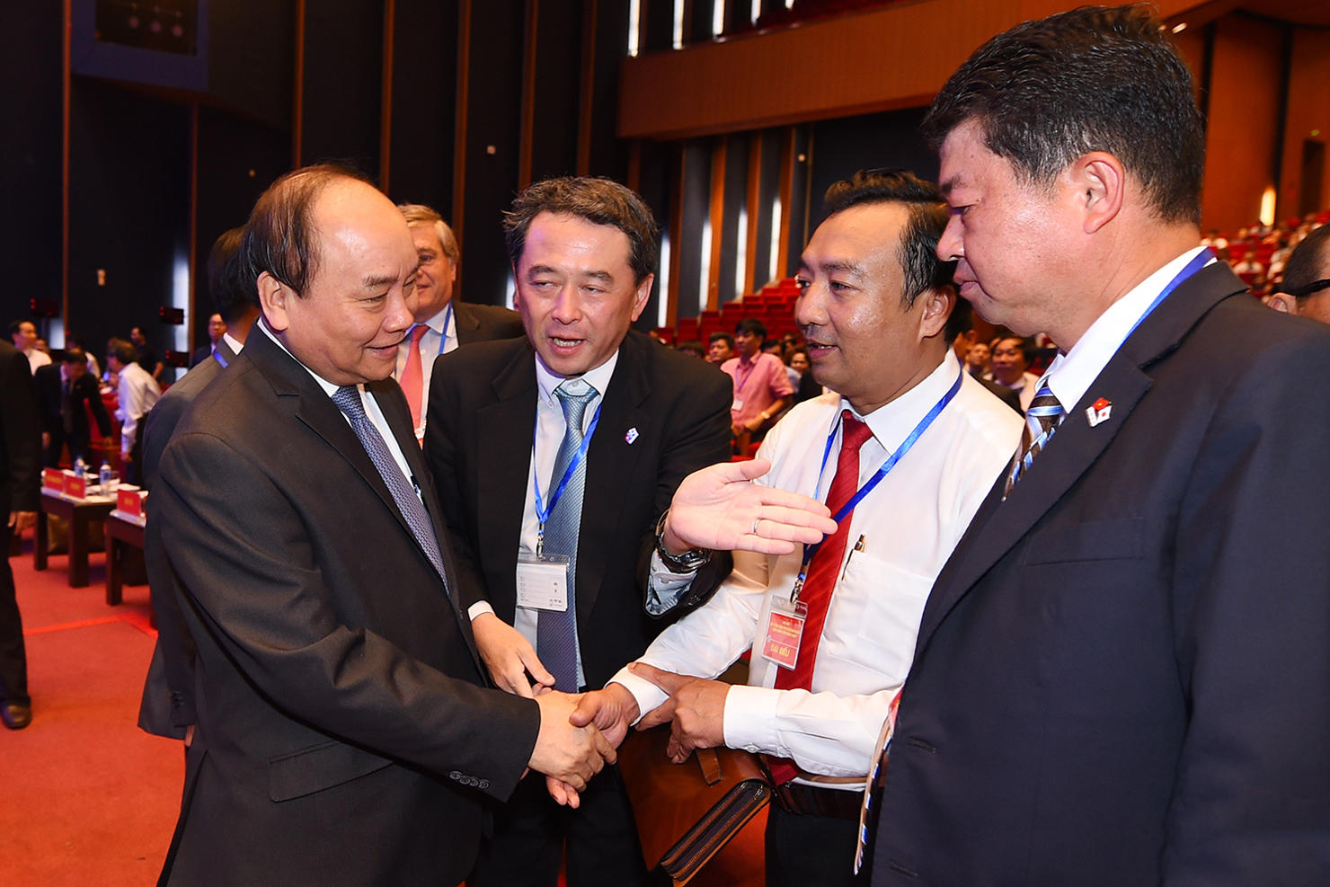 Thủ tướng đã gặp gỡ nhiều đại diện doanh nghiệp, các doanh nhân trong nước và nước ngoài. Nguồn: chinhphu.vn
