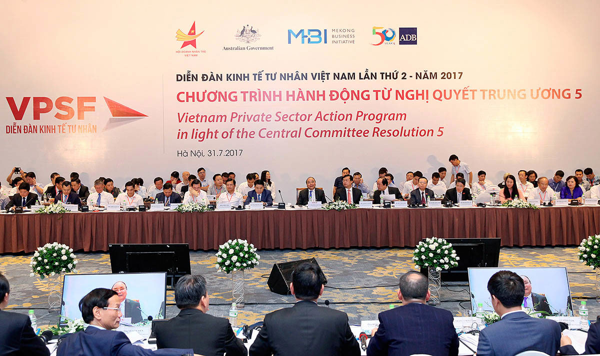 Thông điệp của Thủ tướng Chính phủ Nguyễn Xuân Phúc về xây dựng một Chính phủ kiến tạo, liêm chính, hành động và phục vụ đã và đang thu hút sự quan tâm của cộng đồng DN. Nguồn: internet