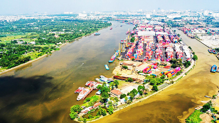 Cụm cảng Trường Thọ mang lại hiệu quả rất lớn từ cảng nội địa.