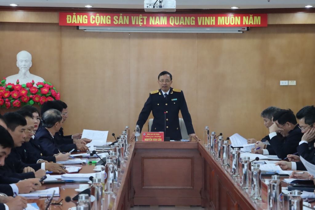 Tổng cục trưởng Nguyễn Văn Cẩn phát biểu chỉ đạo tại buổi làm việc. Ảnh: T.Bình.