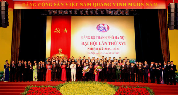 Ban Chấp hành Đảng bộ Thành phố Hà Nội khóa XVI ra mắt Đại hội - Ảnh: TH