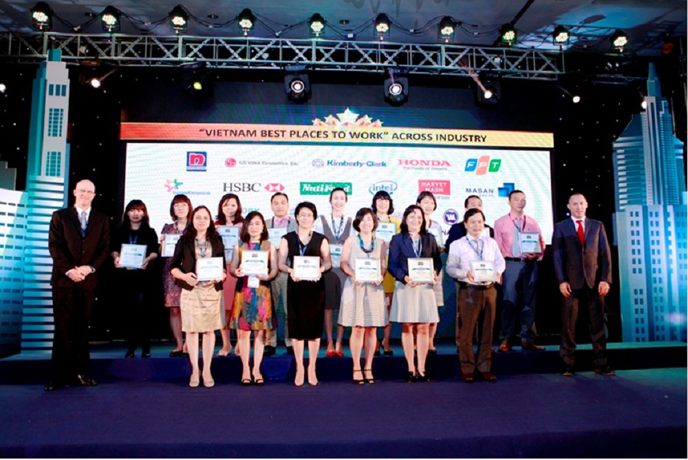 SPVB đã được vinh danh là một trong số 10 Nơi Làm Việc Tốt Nhất Việt Nam 2015
