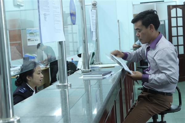 Hoạt động nghiệp vụ tại Chi cục Hải quan quản lý hàng đầu tư-gia công (Hà Nội). Nguồn: PV.