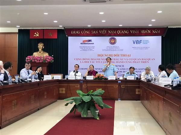 Phó Tổng cục trưởng Tổng cục Hải quan Hoàng Việt Cường phát biểu tại hội nghị. Nguồn: PV.