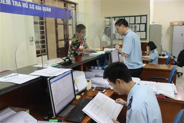 Hoạt động nghiệp vụ tại Chi cục Hải quan Bắc Ninh. Nguồn: PV.
