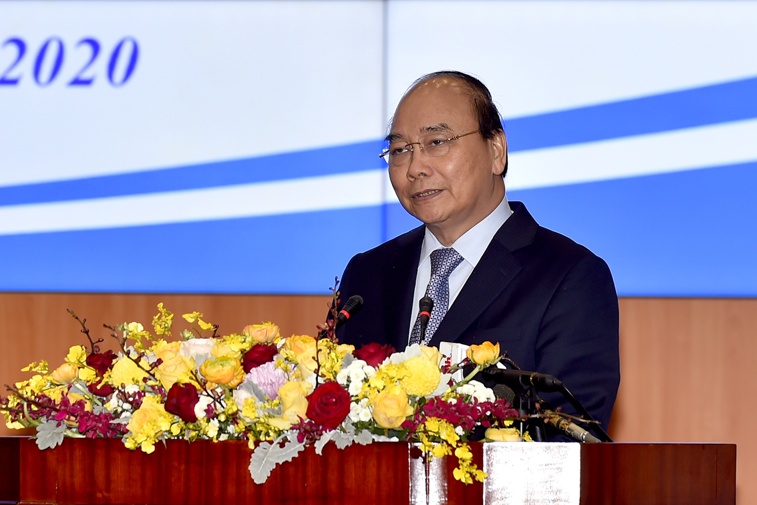 Thủ tướng Chính phủ Nguyễn Xuân Phúc phát biểu chỉ đạo Hội nghị trực tuyến tổng kết công tác tài chính – ngân sách nhà nước năm 2019, triển khai nhiệm vụ tài chính – ngân sách nhà nước năm 2020 của Bộ Tài chính.