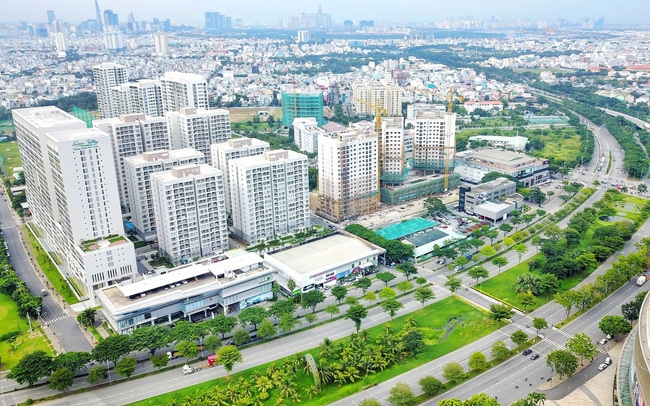 Việt Nam là quốc gia đang phát triển, nhu cầu nhà ở ngày càng cao, tạo ra xu thế tăng giá bất động sản tự nhiên