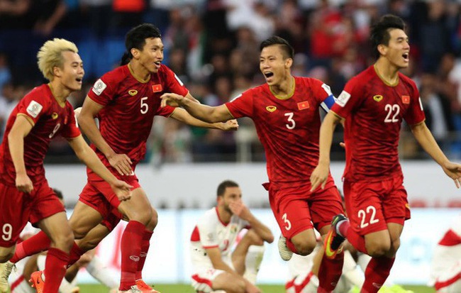 Chứng khoán Việt Nam khởi sắc mỗi khi đội tuyển bóng đá "thăng hoa". Nguồn: internet