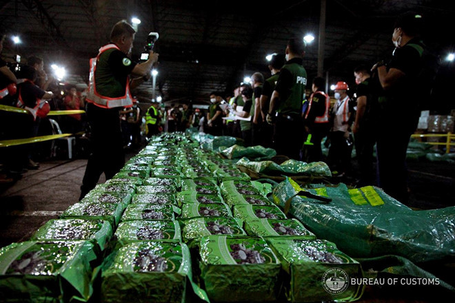 Ngày 22/3/2019, lực lượng chức năng của Philipines đã bắt giữ lô hàng có 276 kg ma túy đá trong những bao hạt nhựa xuất phát từ Việt Nam. Nguồn: internet
