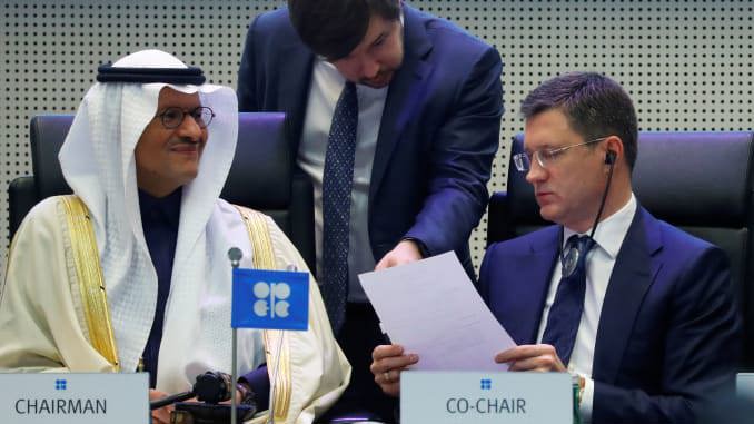  OPEC và các đồng minh đạt thỏa thuận giảm sản xuất dầu kỷ lục.  Ảnh: CNBC 