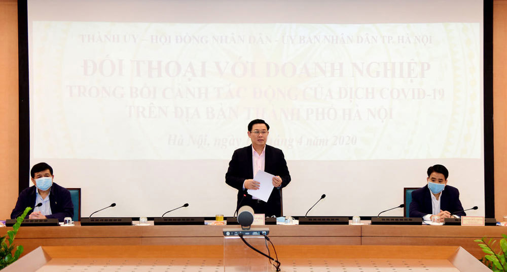 Bí thư Thành ủy Hà Nội Vương Đình Huệ phát biểu kết luận hội nghị. Nguồn: internet