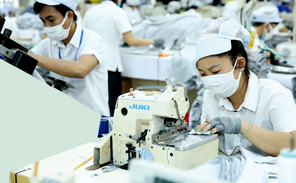 Việt Nam có đủ năng lực để trở thành một quốc gia sản xuất khẩu trang vải lớn trên thế giới. Ảnh: Lê Tiên