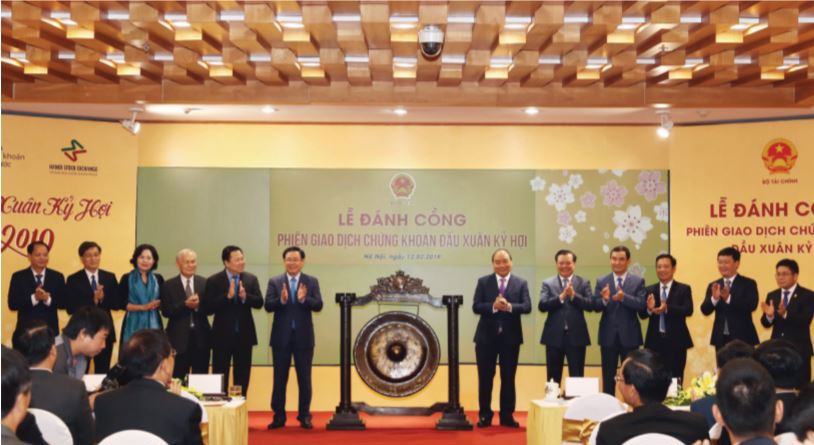 Trải qua 15 năm hoạt động, Sở Giao dịch Chứng khoán Hà Nội đã không ngừng phát triển và khẳng định vai trò quan trọng đối với sự phát triển của thị trường chứng khoán Việt Nam. 