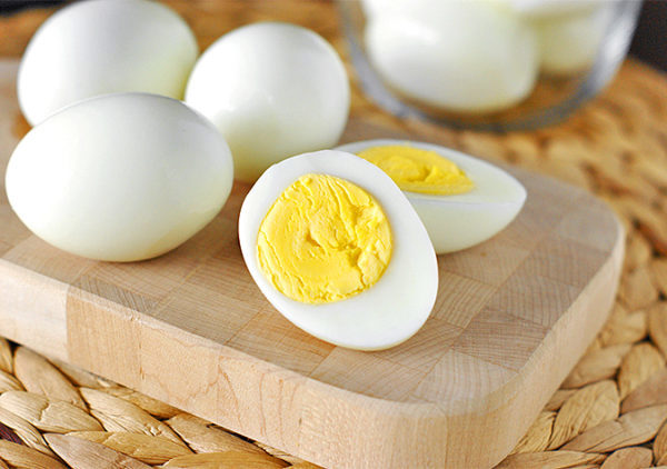 Có rất nhiều loại trứng nhưng sự lựa chọn phổ biến nhất của nhiều người là trứng gà. Nguồn: internet