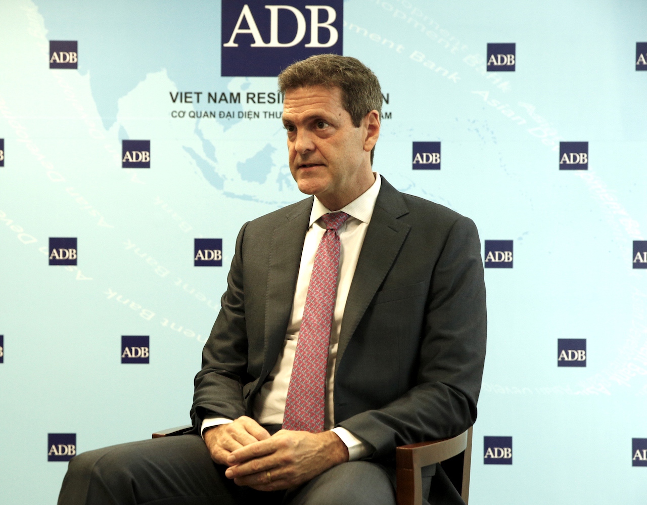 Giám đốc ADB Việt Nam Andrew Jeffries.