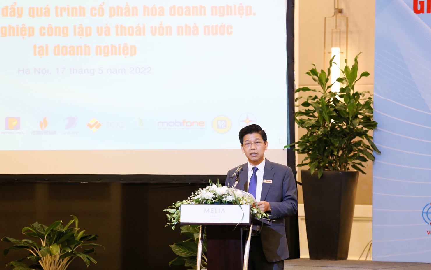 Ông Phạm Văn Hoành - Tổng Biên tập Tạp chí Tài chính phát biểu khai mạc hội thảo.