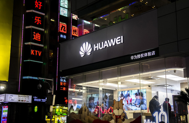 Các sản phẩm của Huawei vừa gánh chịu một đòn đánh chí mạng từ Mỹ.
