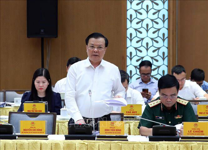 Bộ trưởng Bộ Tài chính Đinh Tiến Dũng phát biểu tại Hội nghị trực tuyến Chính phủ với các địa phương được tổ chức sáng ngày 02/7. Ảnh: Thống Nhất-TTXVN
