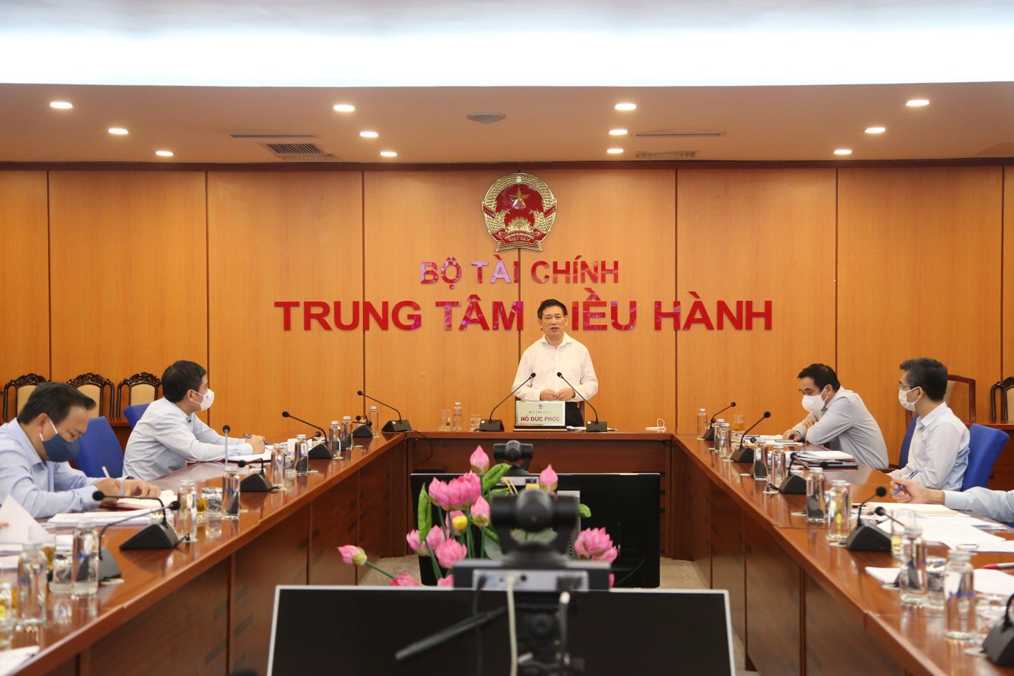 Bộ trưởng Bộ Tài chính Hồ Đức Phớc phát biểu chỉ đạo tại điểm cầu Bộ Tài chính.