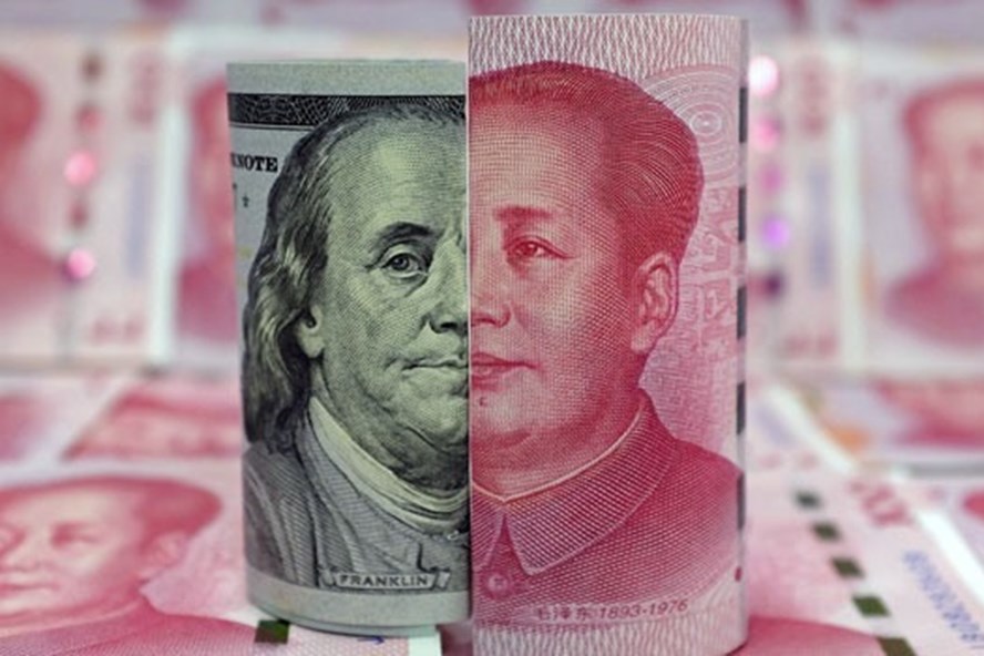 TS. Lê Xuân Nghĩa cho rằng, cú giảm mạnh 1,3% so với USD hôm 5/8 chưa phải là lần cuối cùng Trung Quốc phá giá đồng nhân tệ. Nguồn: internet
