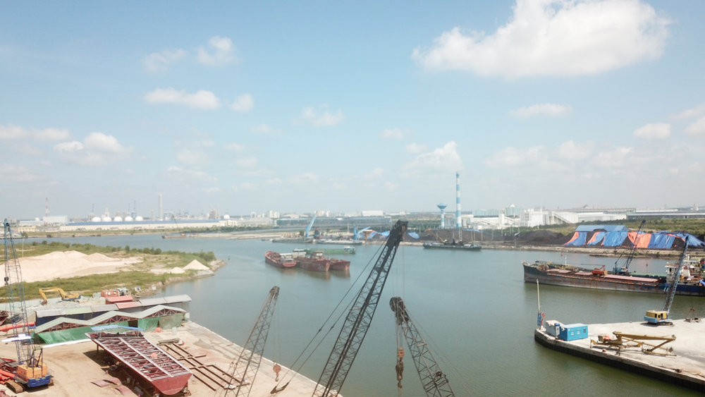 Vai trò của cảng biển miền Nam trong chuỗi cung ứng KCN là rất lớn. Ảnh: Liên Thượng