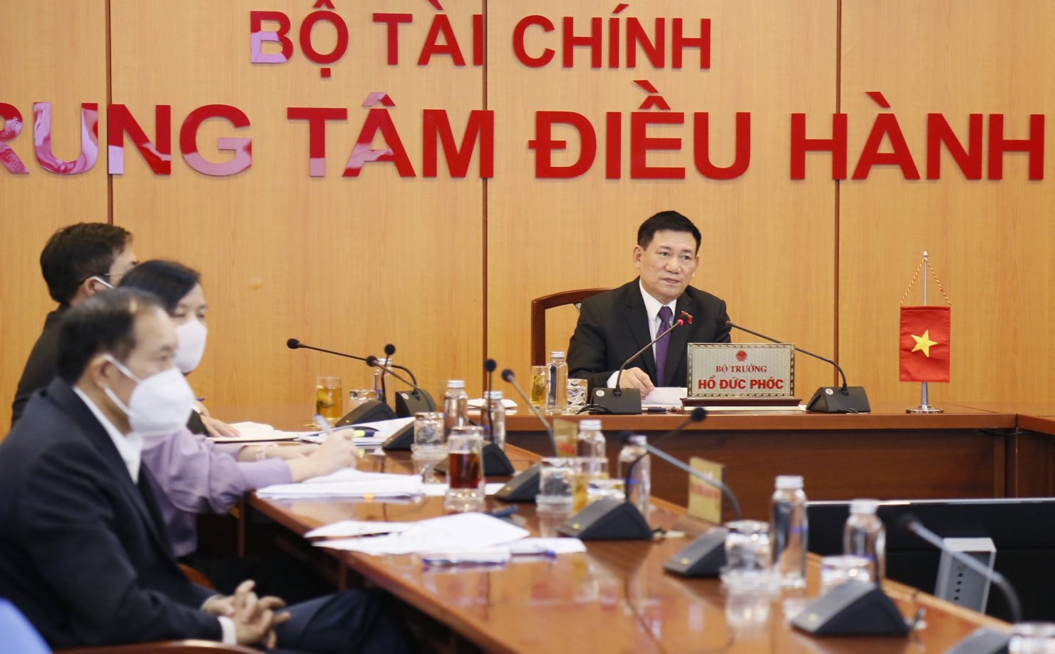 Bộ trưởng Bộ Tài chính Hồ Đức Phớc tại điểm cầu Bộ Tài chính Việt Nam.