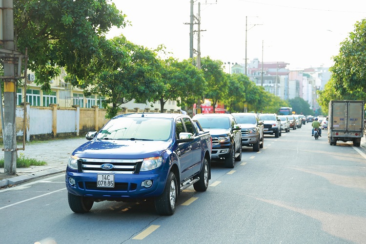 Thị trường ô tô Việt Nam bắt đầu sôi động. Nguồn: internet