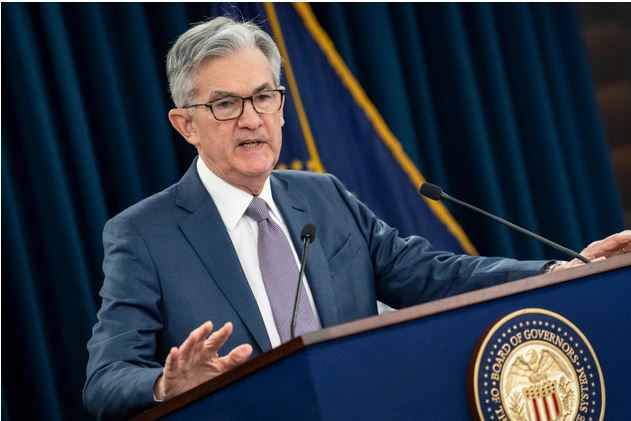  Cục Dự trữ Liên bang Mỹ vẫn duy trì lãi suất gần bằng 0.  Ảnh: Reuters. 