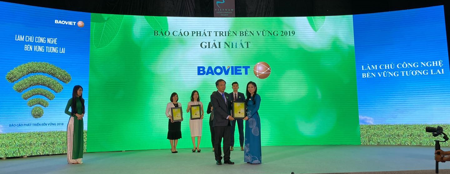 Bảo Việt được vinh danh quán quân ở cả 2 hạng mục giải quan trọng: Giải Top 10 Báo cáo thường niên xuất sắc nhất, Giải Nhất Báo cáo phát triển bền vững.