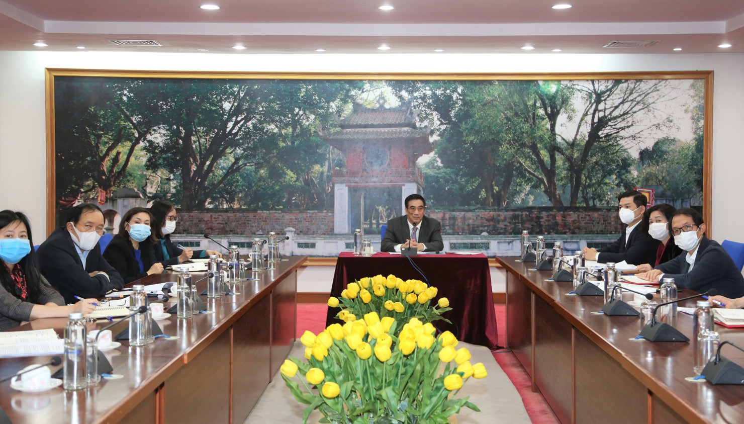 Quang cảnh buổi làm việc tại điểm cầu Bộ Tài chính Việt Nam.