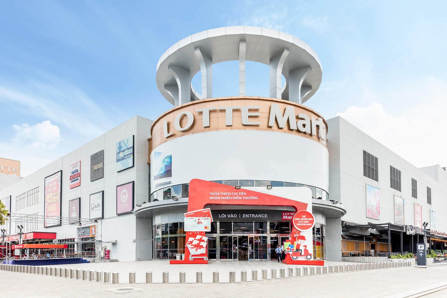 Ba hãng bán lẻ Lotte, GS25, E-Mart đang có 69 siêu thị, cửa hàng tiện lợi tại Việt Nam. Nguồn: internet