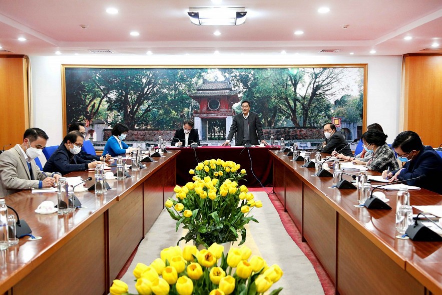 Thứ trưởng Bộ Tài chính Trần Xuân Hà chỉ đạo hội nghị tổng kết của Vụ Hợp tác quốc tế chiều ngày 30/12.