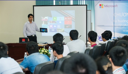 Sự kiện đã trang bị kiến thức và kỹ năng về khoa học máy tính giúp thế hệ trẻ Việt Nam tạo ra những bứt phá trên thị trường lao động và góp phần vào sự phát triển của ngành công nghệ thông tin Việt Nam. Nguồn: microsoft.com