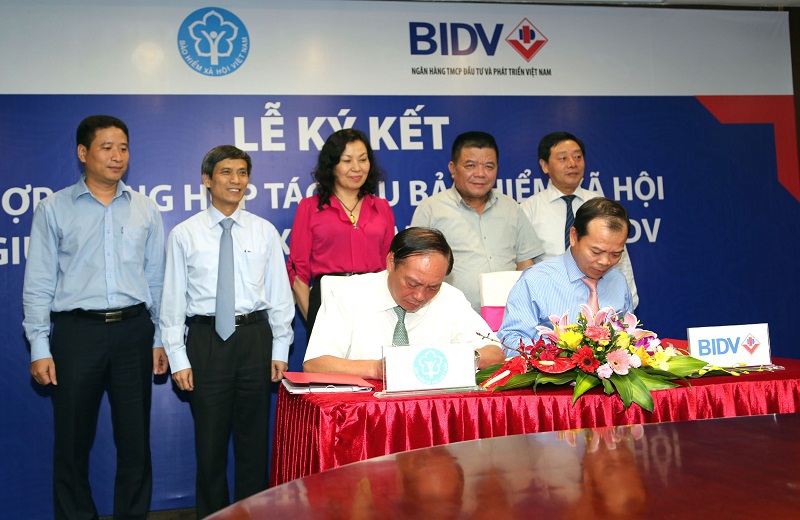 BIDV ký kết hợp đồng nguyên tắc về hợp tác thu, thu nợ BHXH-BHYT-BHTN với Bảo hiểm Xã hội Việt Nam. Nguồn: financeplus.vn