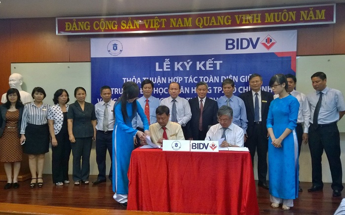 Lễ ký kết thỏa thuận hợp tác giữa BIDV Đông Sài Gòn và Trường ĐHNH TP. Hồ Chí Minh. Nguồn: bidv.com.vn