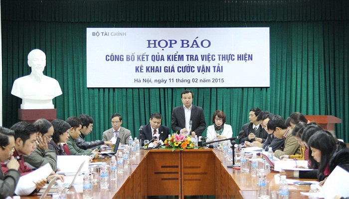 Ông Nguyễn Anh Tuấn, Cục trưởng Cục Quản lý giá, Bộ Tài chính chủ trì buổi họp. Nguồn: financeplus.vn