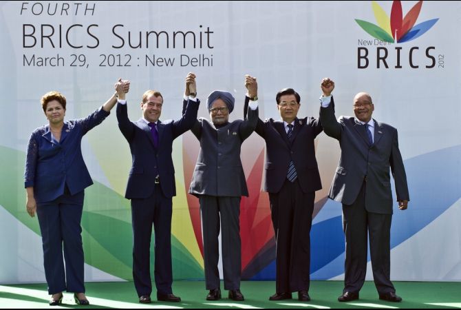 Chính phủ Nga hồi cuối tháng 4 đã phê chuẩn hiệp định thành lập Quỹ Dự trữ ngoại tệ BRICS. Nguồn: internet