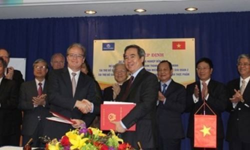 Tổng Bí thư Nguyễn Phú Trọng chứng kiến Lễ ký‎ các văn bản hợp tác giữa Ngân hàng Nhà nước Việt Nam và Ngân hàng Thế giới (WB).